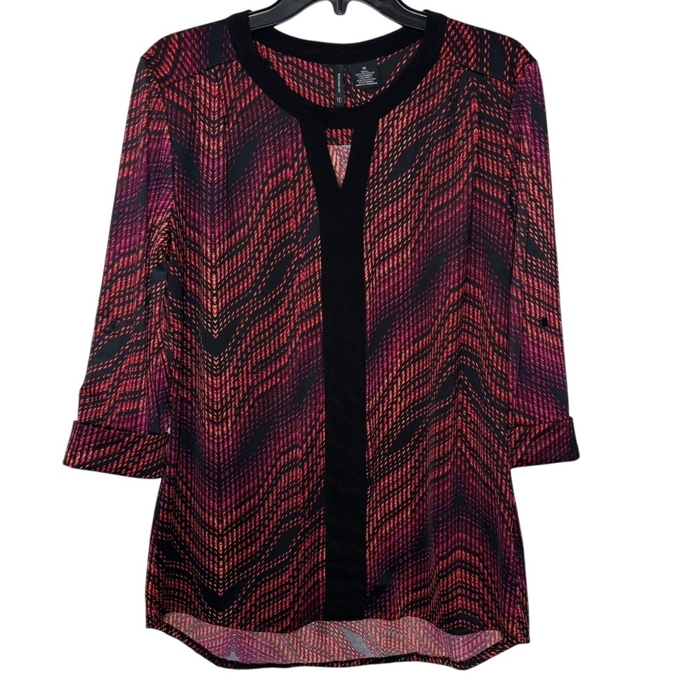 New Directions Womens M Tunic Top Red Black‎ Chevron 3/4 Sleeve Keyhole